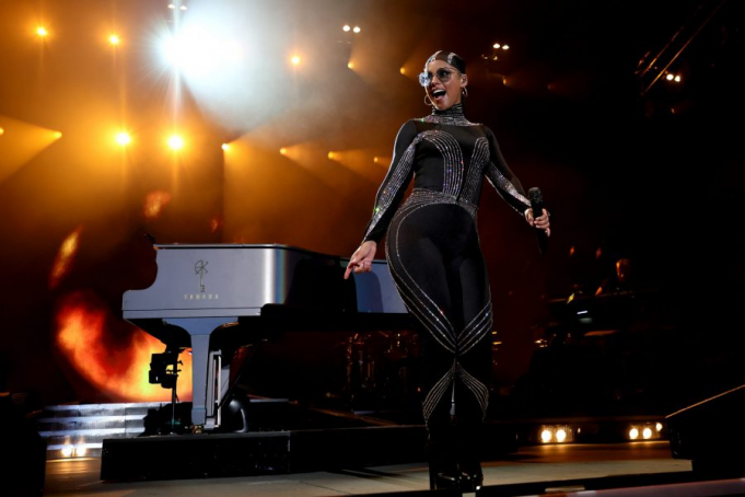 Alicia Keys at Little Caesars Arena