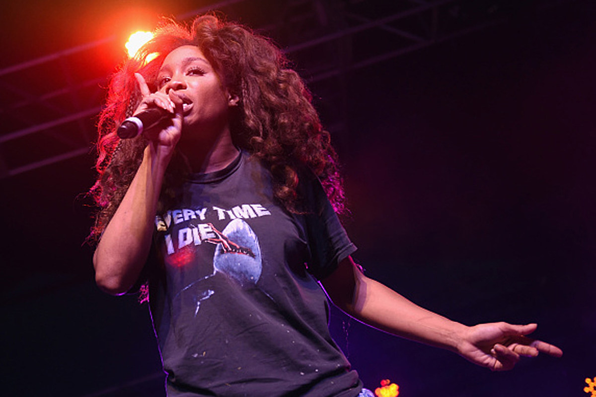 SZA & Omar Apollo at Little Caesars Arena